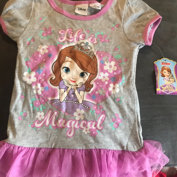 Never worn - Picture 1 of 2